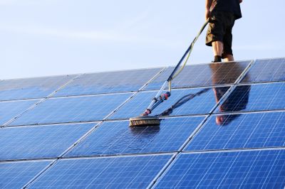 Solar Panel Maintenance Service